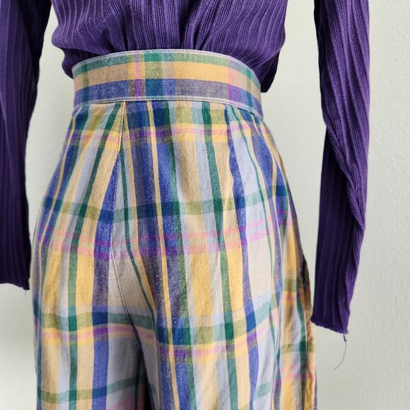 Vintage GAP 90s High Waisted Plaid Pleated Shorts Muted Yellow Green Blue 2 - Picture 6 of 13